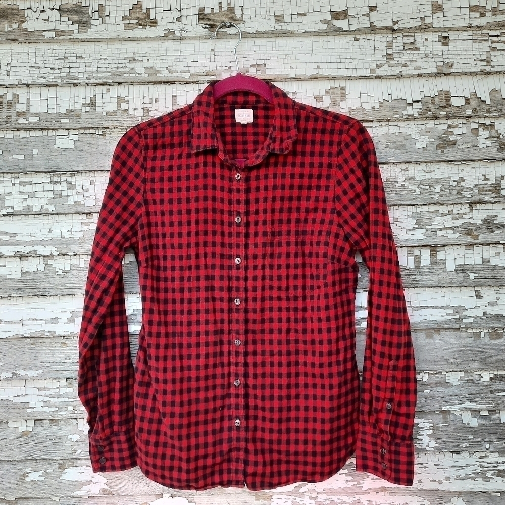 🌟 J Crew Red Plaid Flannel Button Down Shirt Size small